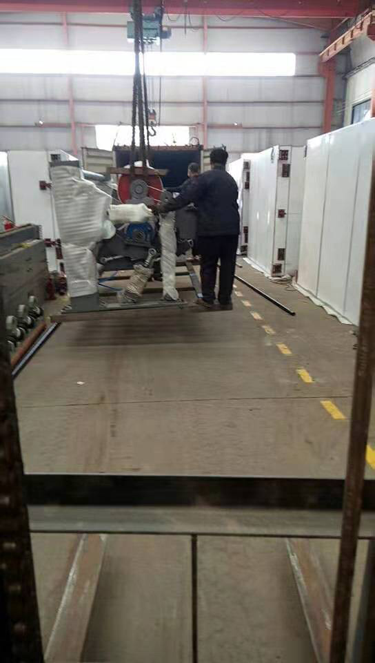 Equipment delivery site（发货现场）